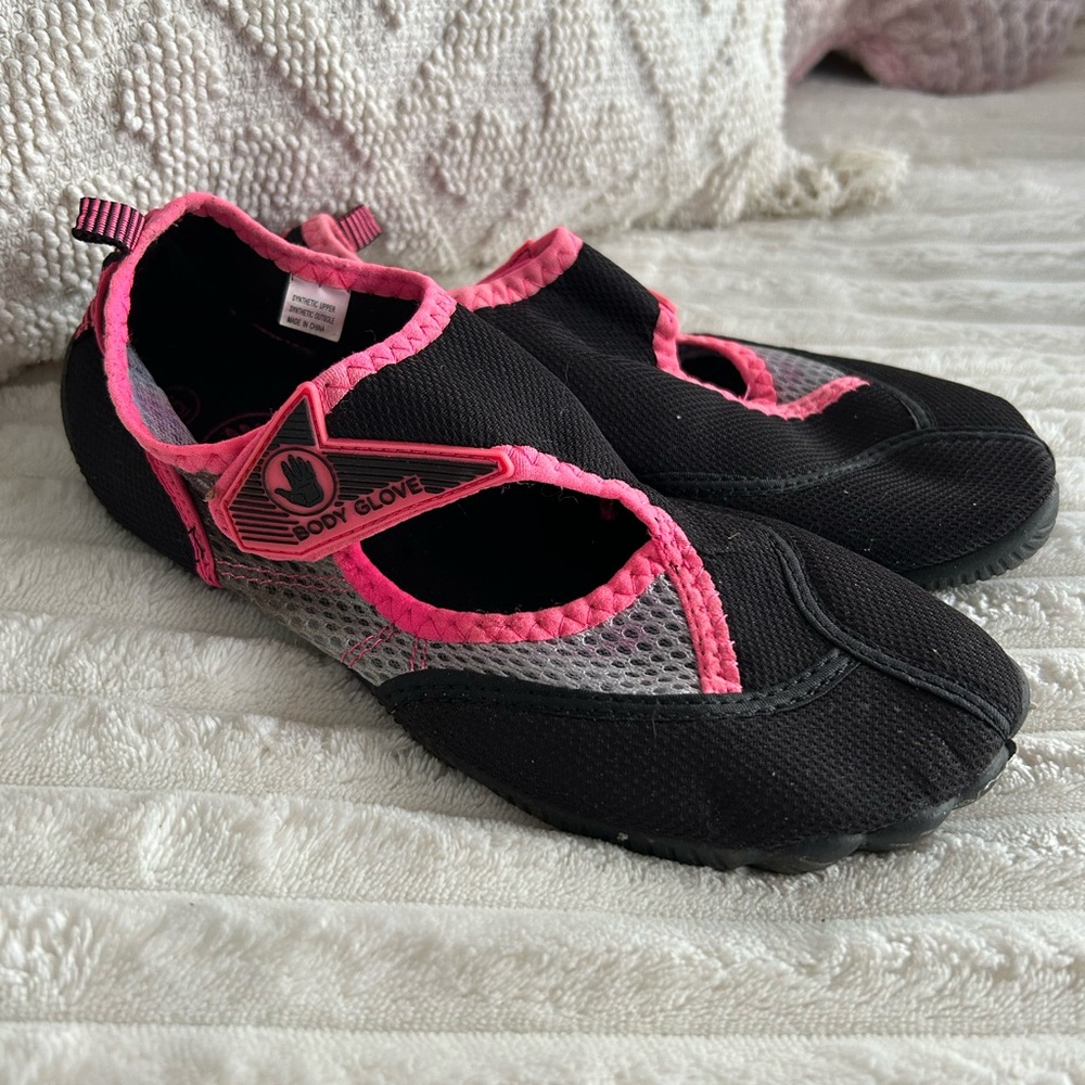 Body Glove Black and Pink Aqua Shoes
